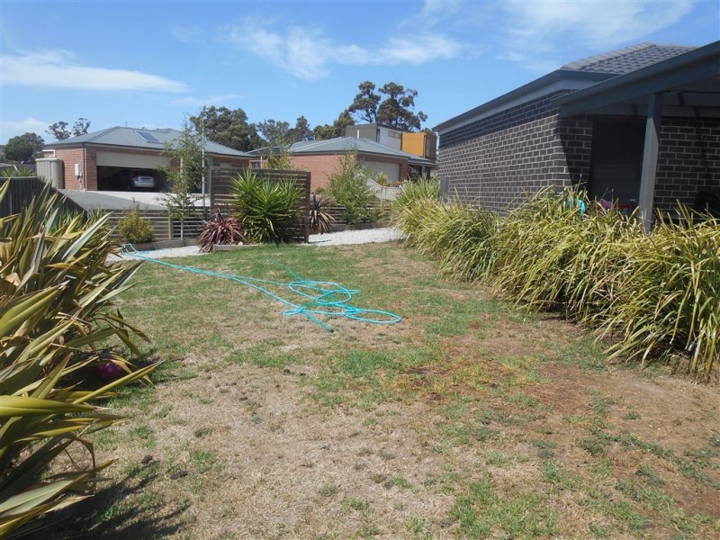 1 Maurie Paull Court, Mount Clear VIC 3350