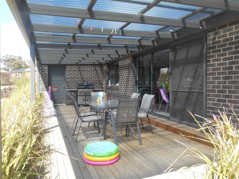 1 Maurie Paull Court, Mount Clear VIC 3350