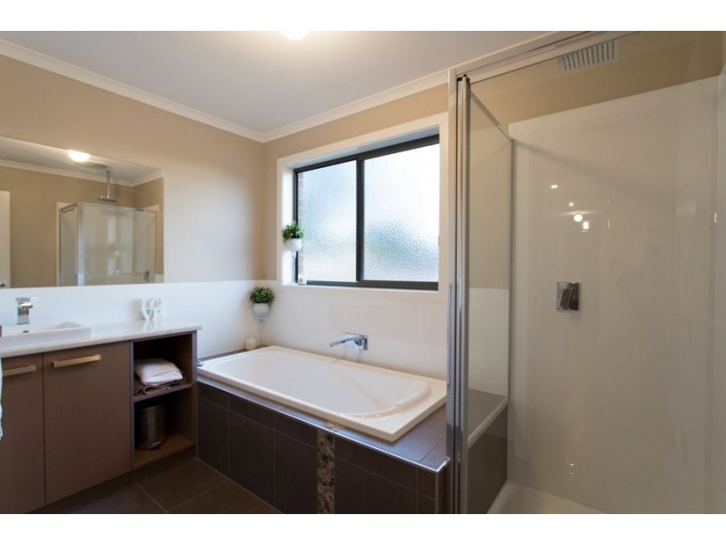 3 Ninox Court, Brown Hill VIC 3350