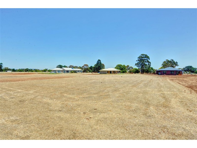 26 Frederick Street, Smeaton VIC 3364