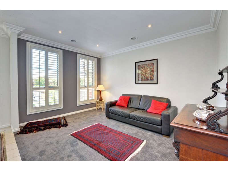 207 Neill Street, Soldiers Hill VIC 3350