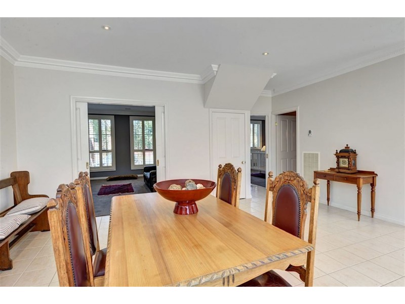 207 Neill Street, Soldiers Hill VIC 3350