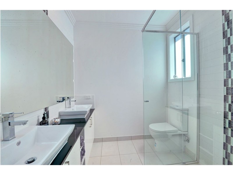 28 Warburton Drive, Alfredton VIC 3350