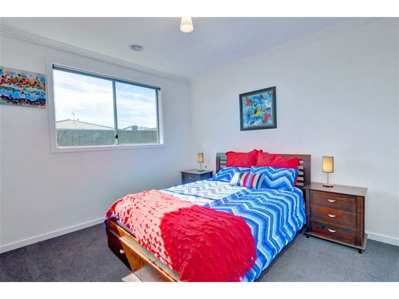 28 Warburton Drive, Alfredton VIC 3350