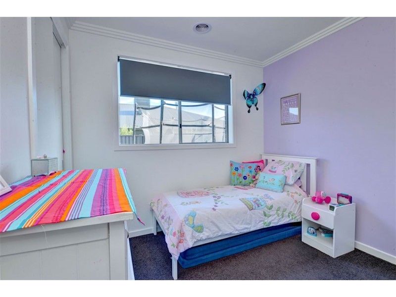 28 Warburton Drive, Alfredton VIC 3350