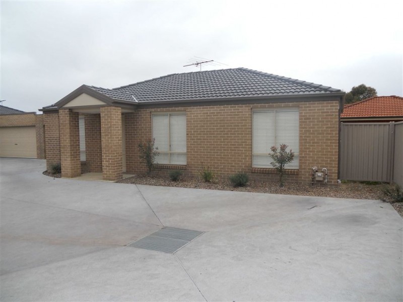 6/274 Albert street, Sebastopol VIC 3356