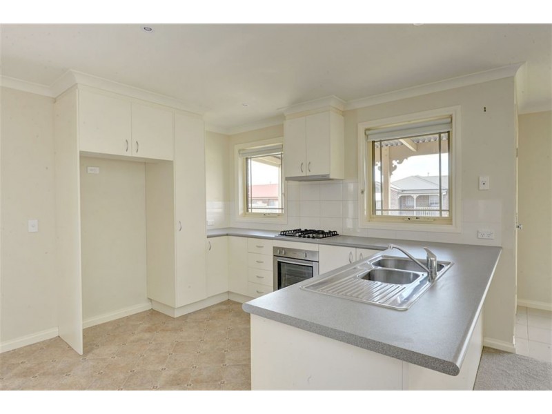 39 Yarra Park Drive, Sebastopol VIC 3356