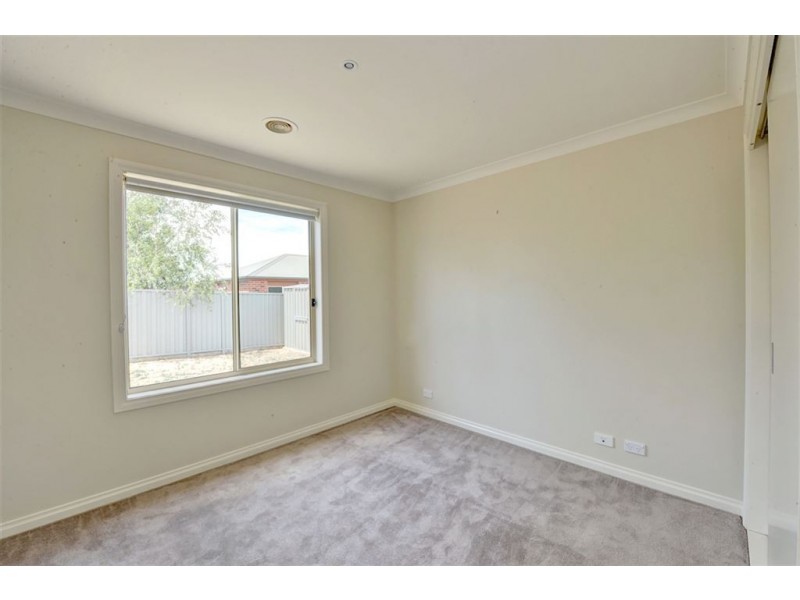 39 Yarra Park Drive, Sebastopol VIC 3356