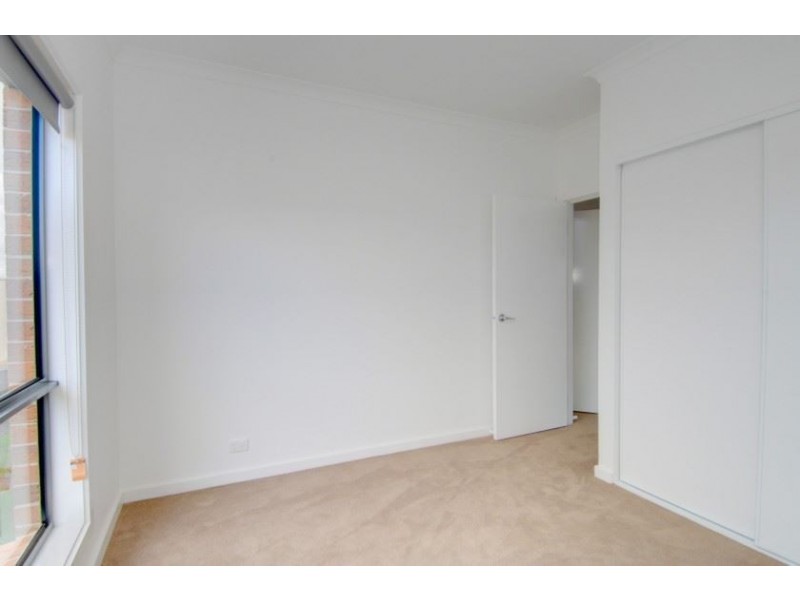 37 Chifley Drive, Delacombe VIC 3356