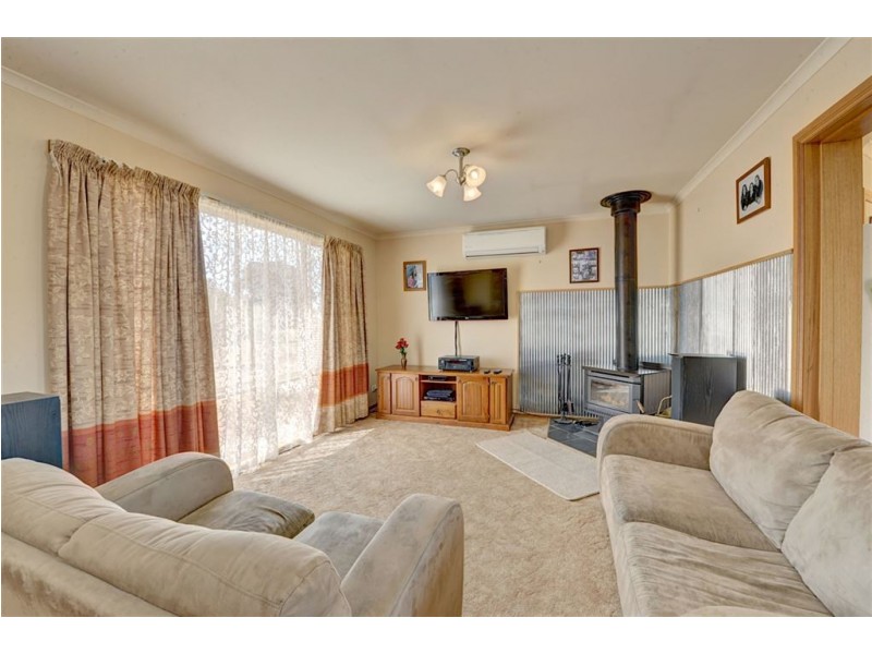 900 Linton-Carngham Road, Snake Valley VIC 3351