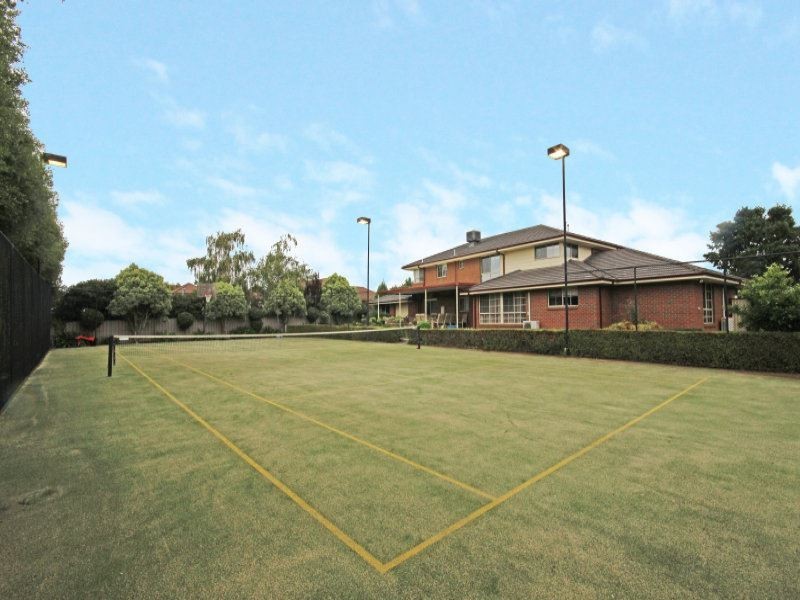 10 The Avenue, Delacombe VIC 3356