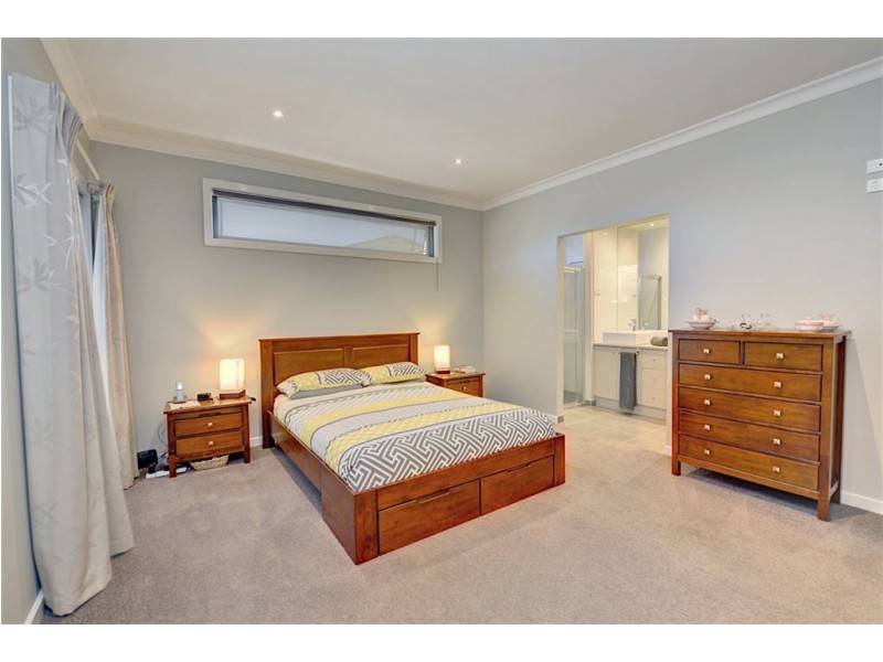 9 Jacob Court, Alfredton VIC 3350