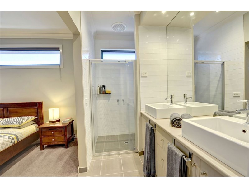 9 Jacob Court, Alfredton VIC 3350