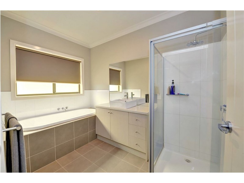 9 Jacob Court, Alfredton VIC 3350