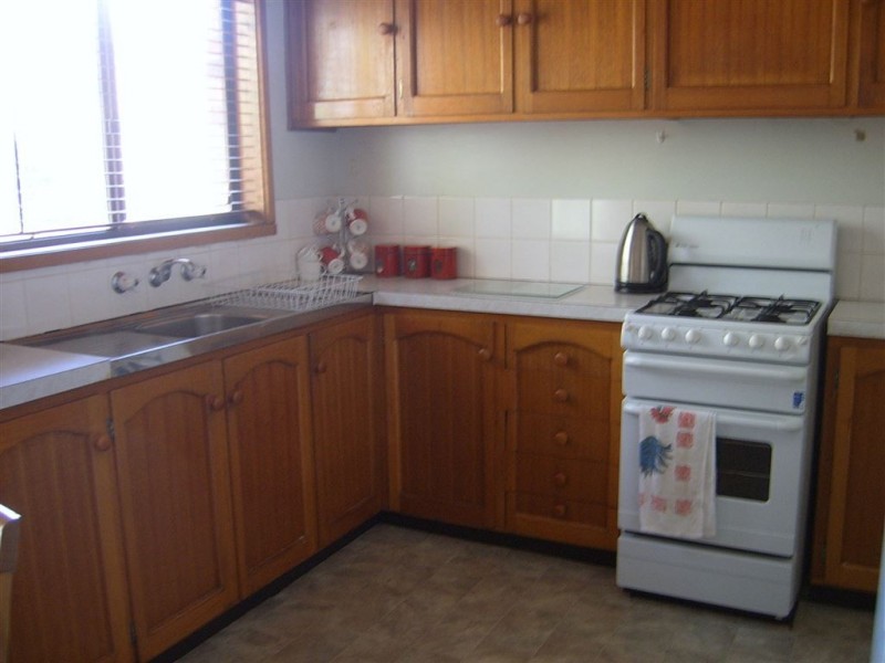 1/114 Mansfield Avenue, Mount Clear VIC 3350