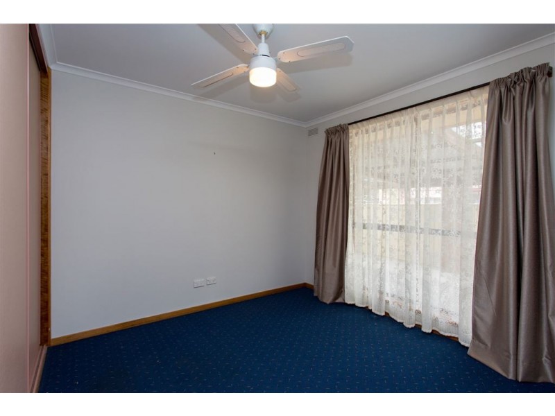 31 McNulty Drive, Wendouree VIC 3355