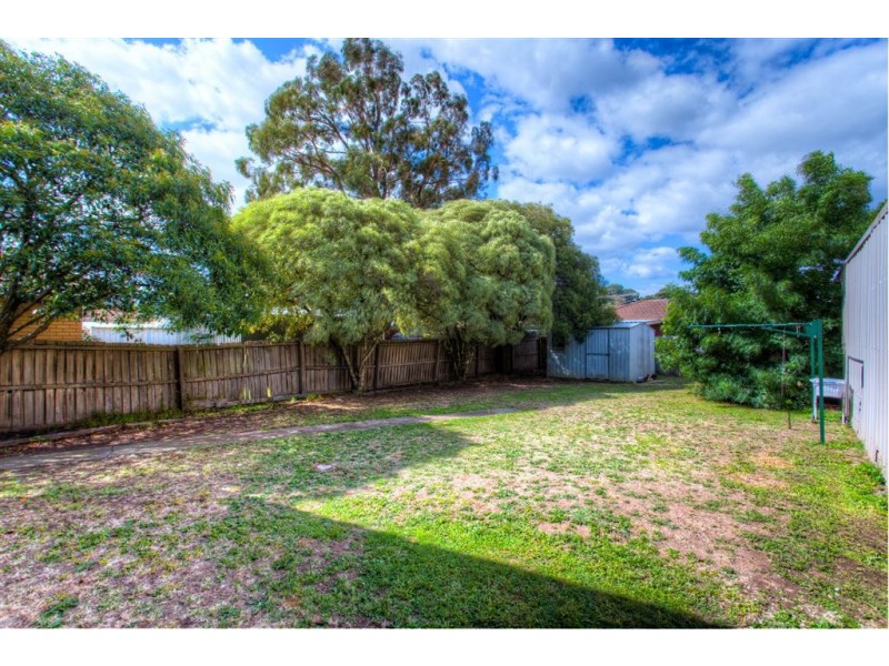 31 McNulty Drive, Wendouree VIC 3355