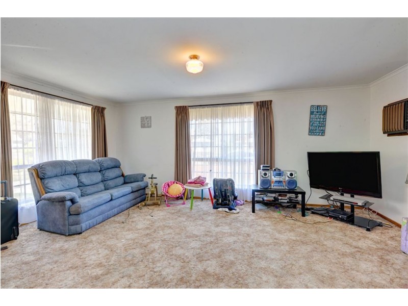 1/428 Gillies Street, Wendouree VIC 3355