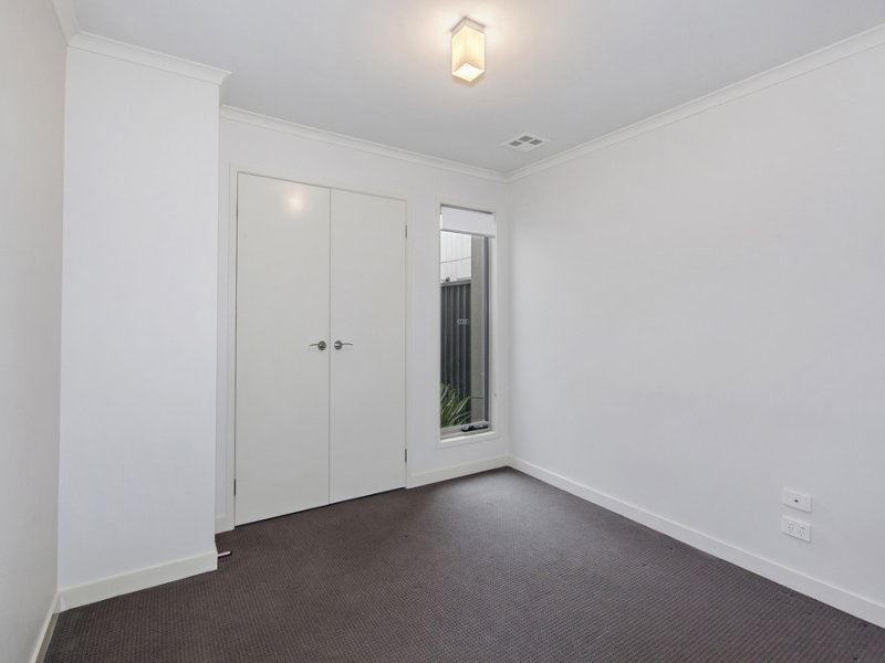 6 Latitude Court, Ballarat East VIC 3350