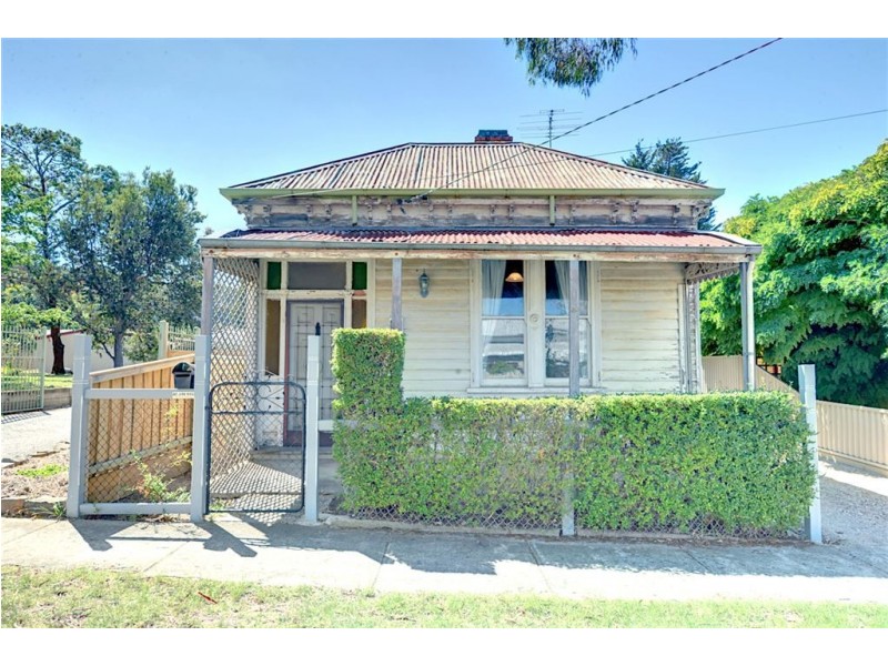 314 Nicholson Street, Soldiers Hill VIC 3350