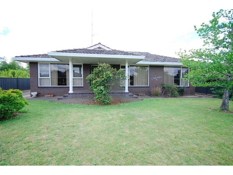 56 Mimosa Avenue, Alfredton VIC 3350