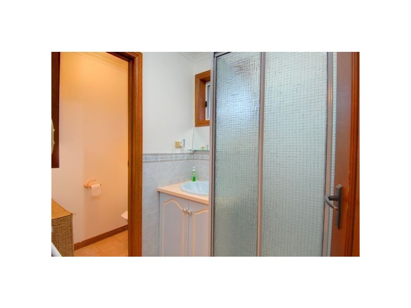 37 Rowan Parade, Wendouree VIC 3355