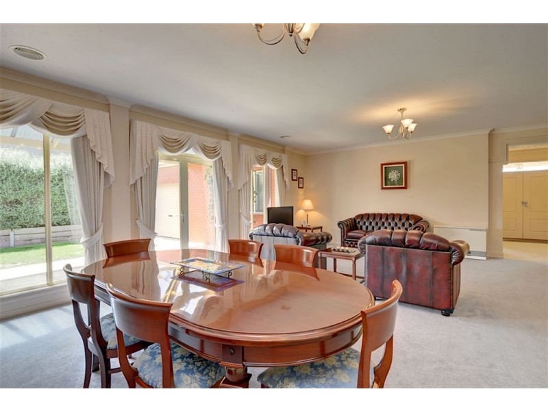 2 Peppertree Court, Alfredton VIC 3350