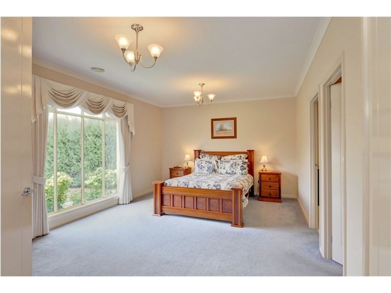 2 Peppertree Court, Alfredton VIC 3350