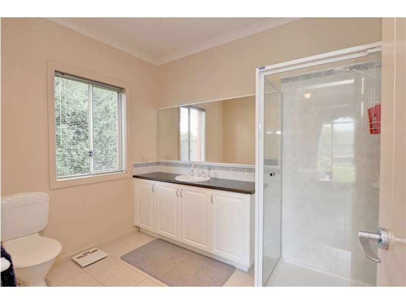 2 Peppertree Court, Alfredton VIC 3350
