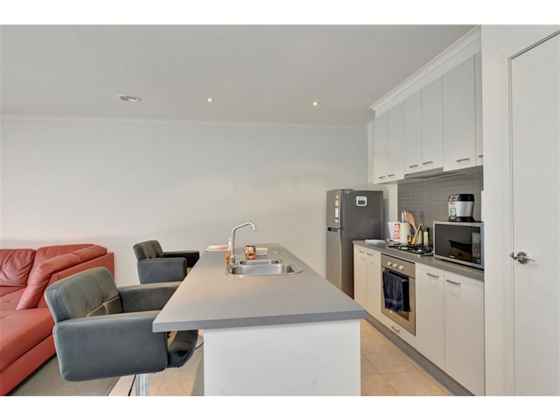 8 Amana Drive, Alfredton VIC 3350