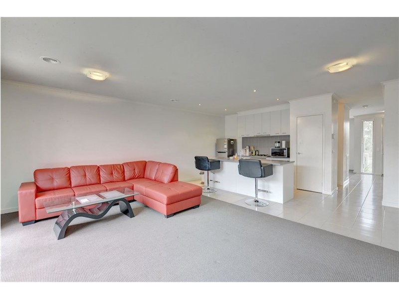 8 Amana Drive, Alfredton VIC 3350