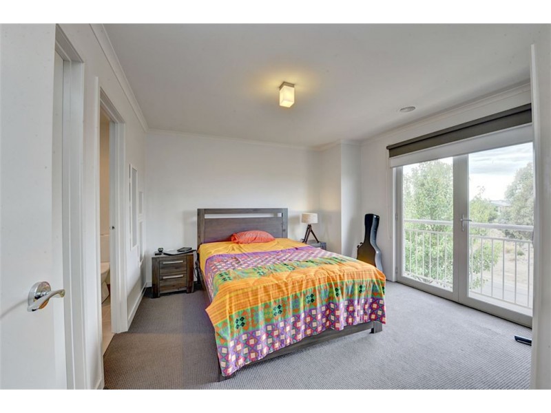 8 Amana Drive, Alfredton VIC 3350