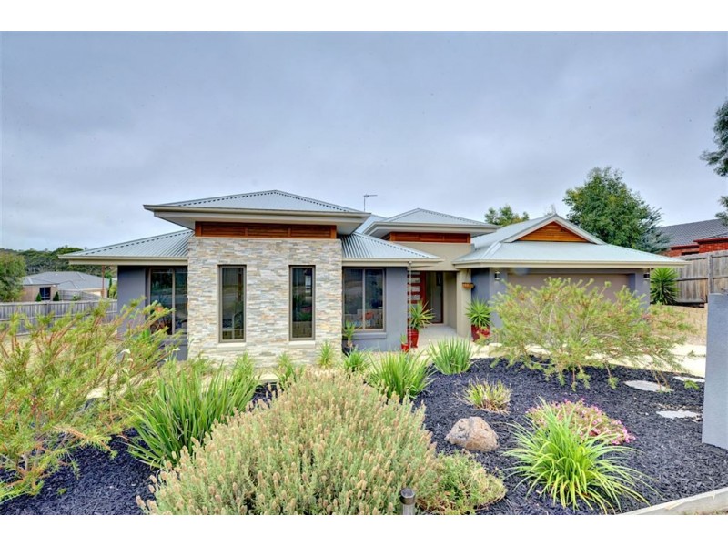 1 Merryweather Place, Buninyong VIC 3357