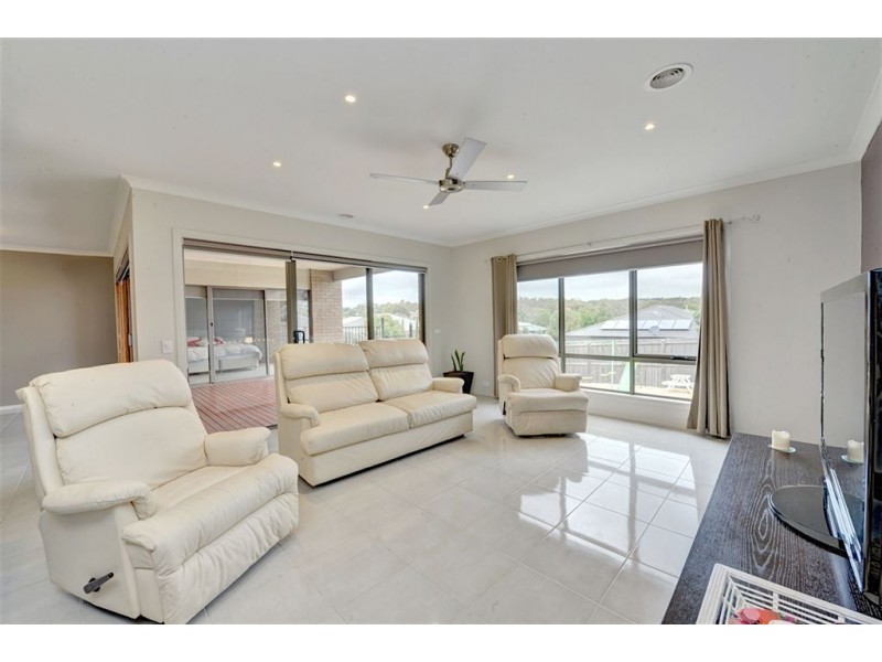 1 Merryweather Place, Buninyong VIC 3357