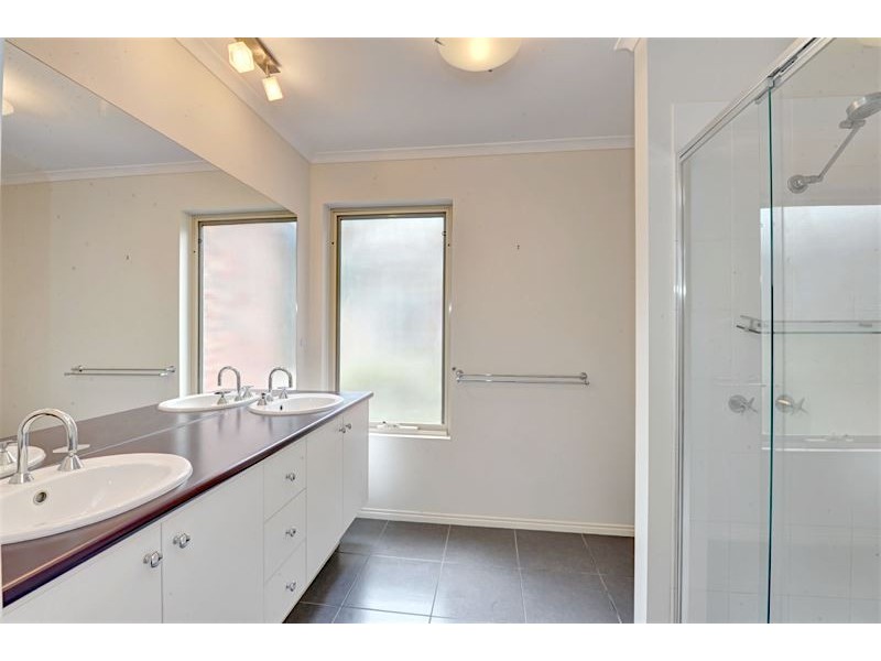 12 Catherine Court, Brown Hill VIC 3350