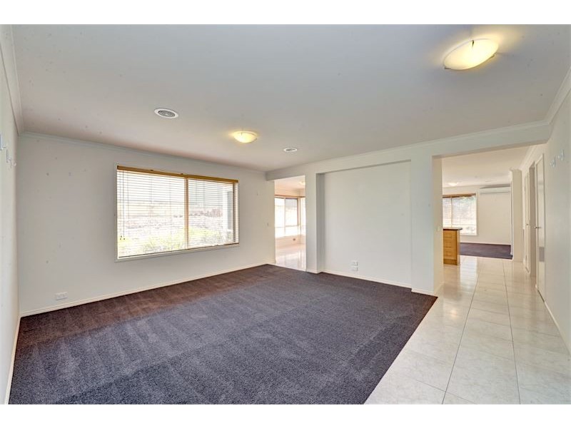 12 Catherine Court, Brown Hill VIC 3350