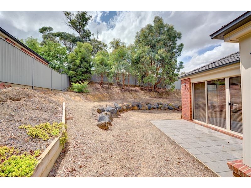 12 Catherine Court, Brown Hill VIC 3350