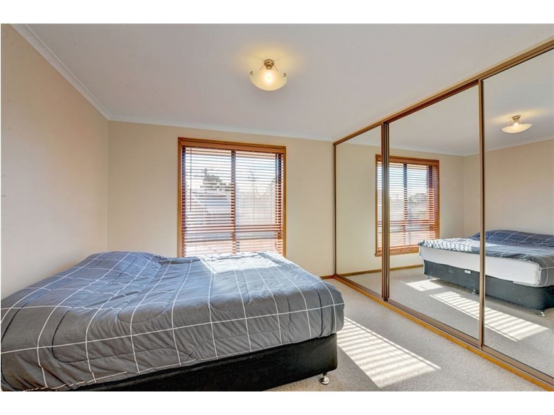 136 Mansfield Ave, Mount Clear VIC 3350