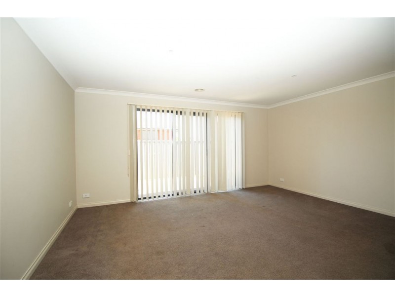 85 McNulty Drive, Wendouree VIC 3355