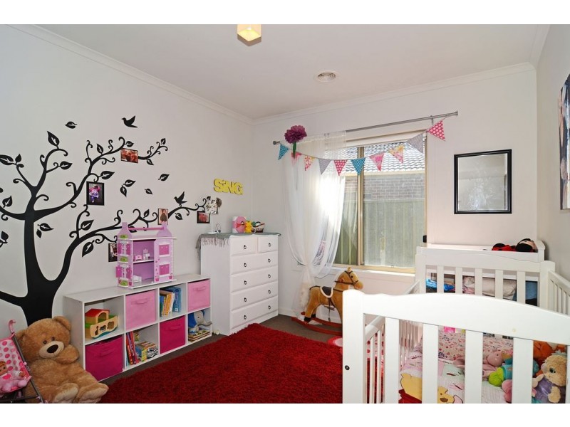 7 Calloway Close, Miners Rest VIC 3352