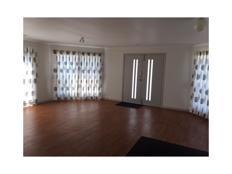 1/1 Bellbird Court, Mount Helen VIC 3350