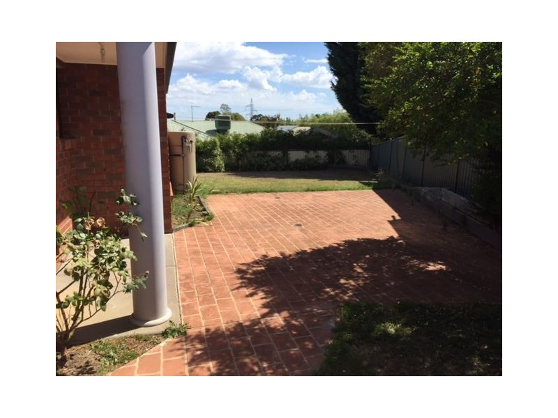 1/1 Bellbird Court, Mount Helen VIC 3350