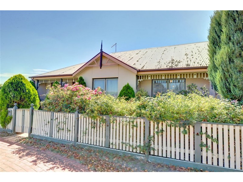 14 Balmoral Drive, Ballarat VIC 3350