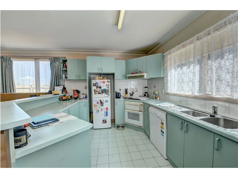 14 Balmoral Drive, Ballarat VIC 3350