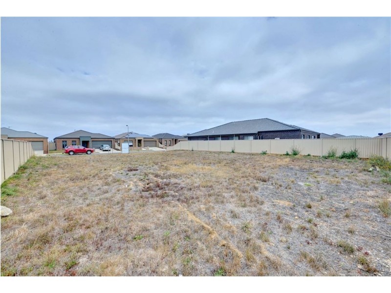 36 Chifley Drive, Delacombe VIC 3356