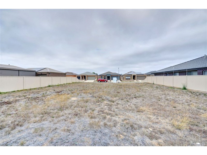 36 Chifley Drive, Delacombe VIC 3356