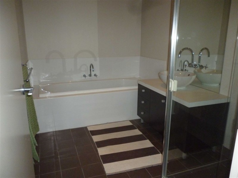 9 Broderick Court, Canadian VIC 3350