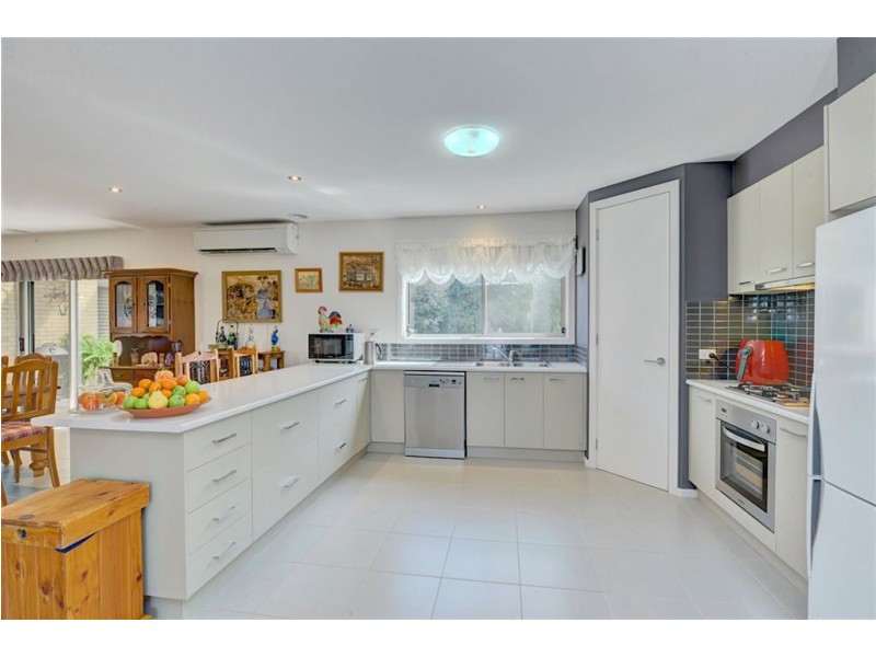 103 Howe Street, Miners Rest VIC 3352