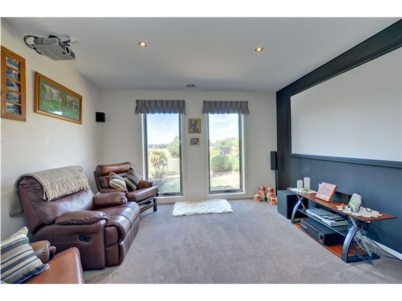 103 Howe Street, Miners Rest VIC 3352