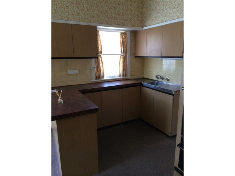 1361 Gregory Street, Lake Wendouree VIC 3350